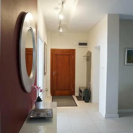 Apartament Home3city Królewski